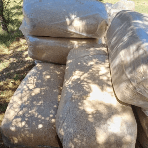 Pine Shavings for Animal Bedding – 50kg Blocks